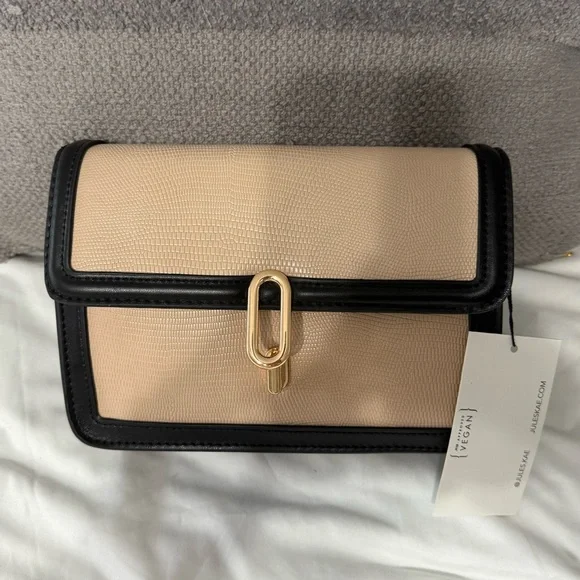 Jules Kae Black and Tan Women's Bag - Picture 2 of 6